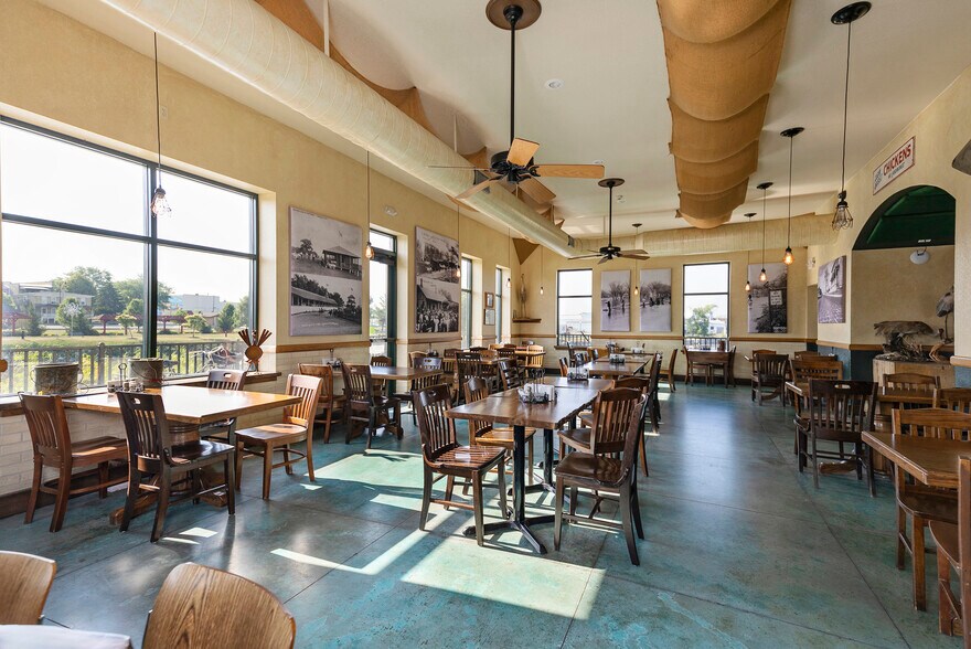 More Photos Of 200 W Milwaukee St, Jefferson Restaurant For Sale