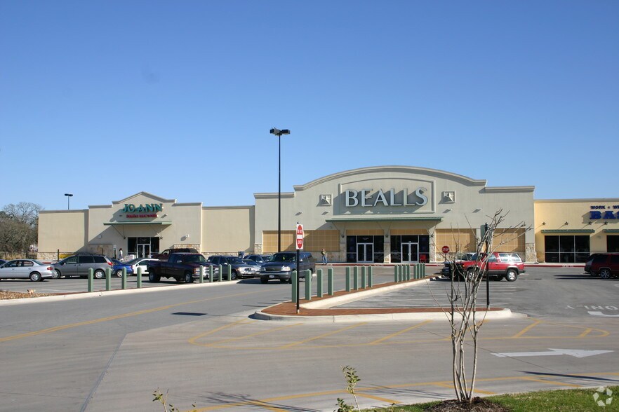 More Photos Of 3125 S Texas Ave, Bryan General Retail For Lease