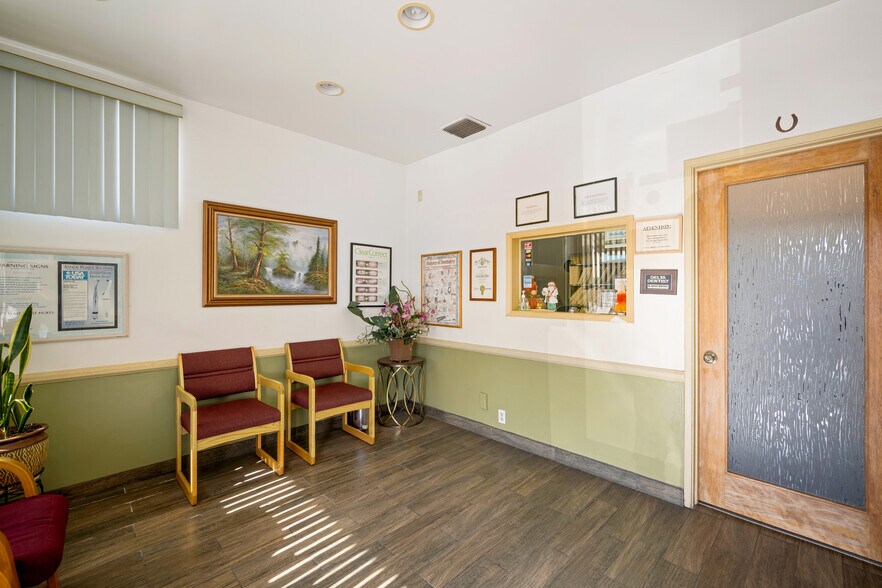 More Photos Of 3119-3121 Glendale Blvd, Los Angeles Storefront Retail Office For Sale