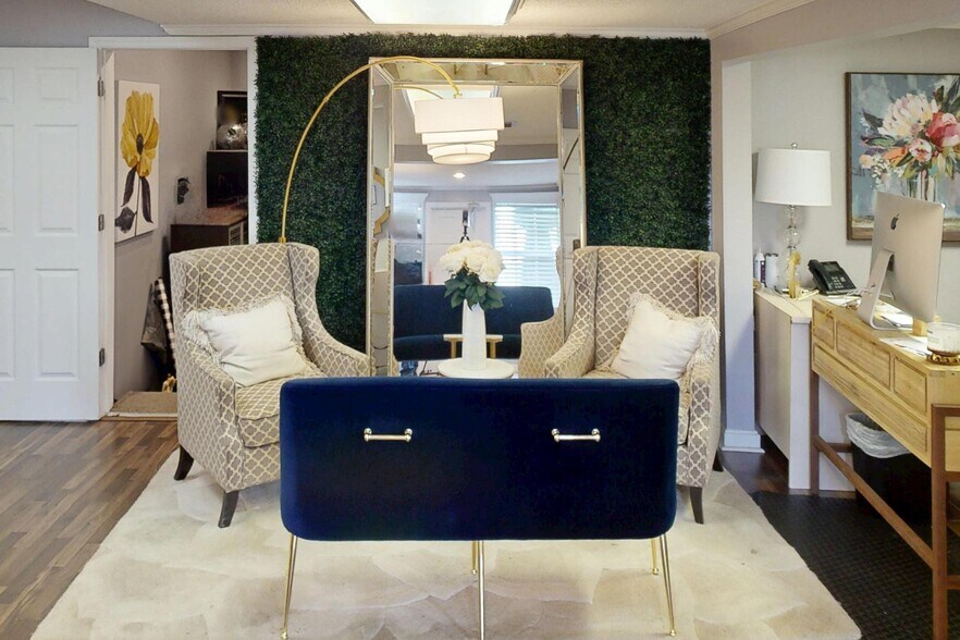 More Photos Of 212 Pasadena Pl, Orlando Office For Sale