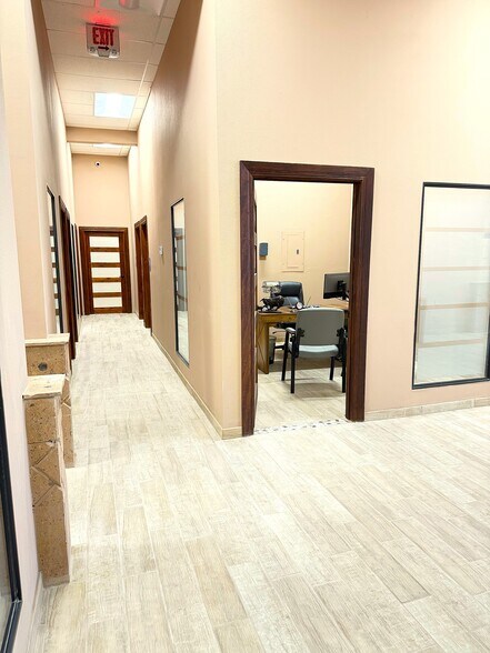 More Photos Of 12710 Montana Ste B-16, El Paso Coworking Space