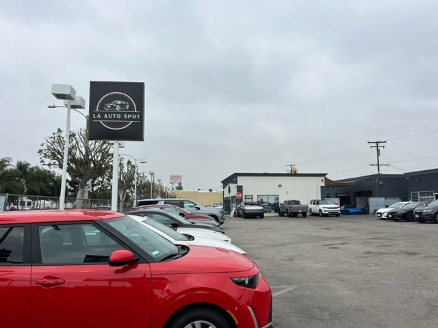 Primary Photo Of 11998 Hawthorne Blvd, Hawthorne Auto Dealership For Lease