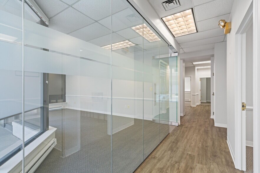 More Photos Of 1311 Dolley Madison Blvd, McLean Office For Lease