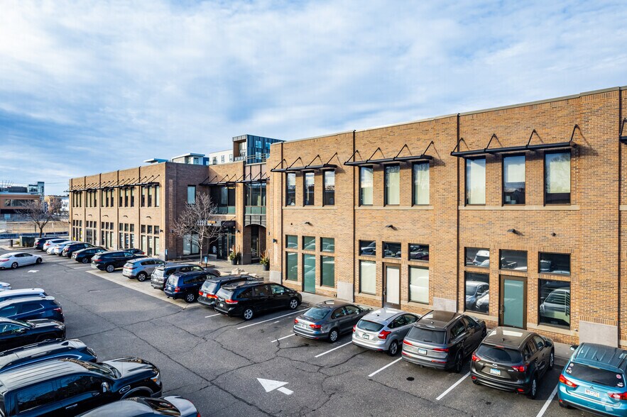 More Photos Of 1221 W Lake St, Minneapolis Storefront Retail Office For Sale