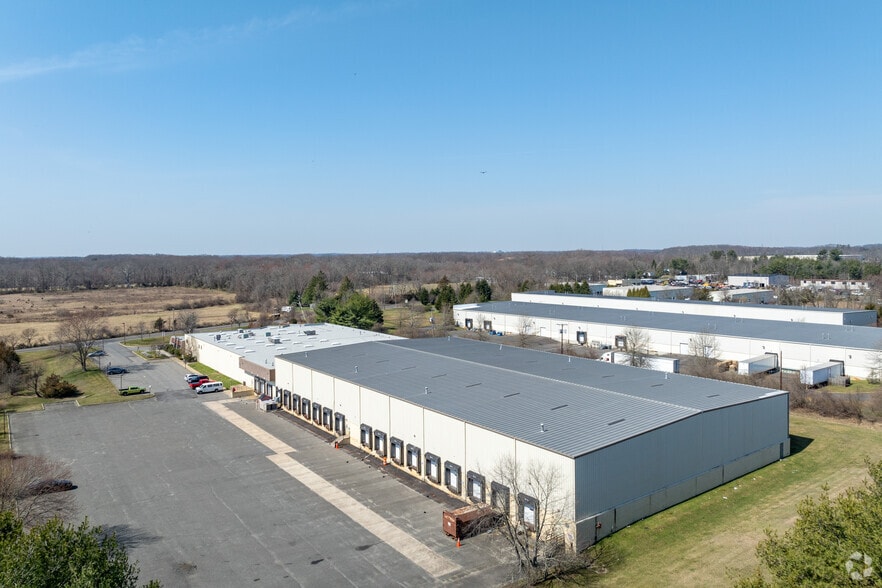 More Photos Of 317 Fairfield Rd, Howell Warehouse For Sale