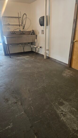 More Photos Of 4155 Vt Rte 15, Wolcott Industrial For Lease