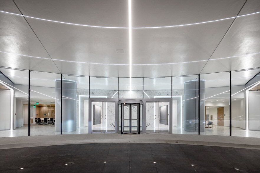 More Photos Of 5050 S Syracuse St, Denver Office For Lease