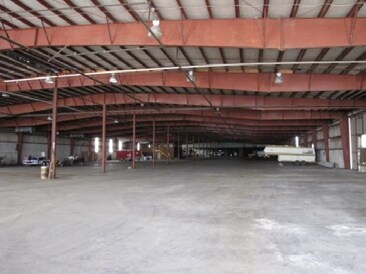 More Photos Of 411 Snow Mountain Ave, Hines Warehouse For Sale