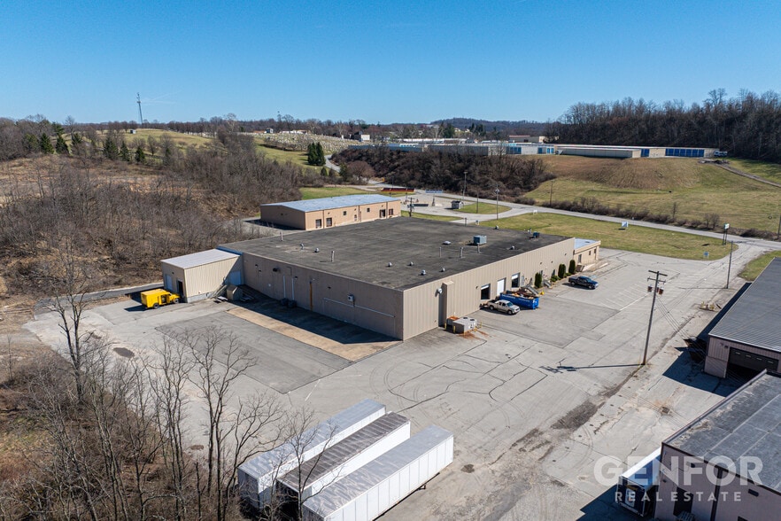More Photos Of 1572 Roseytown Rd, Greensburg Warehouse For Lease