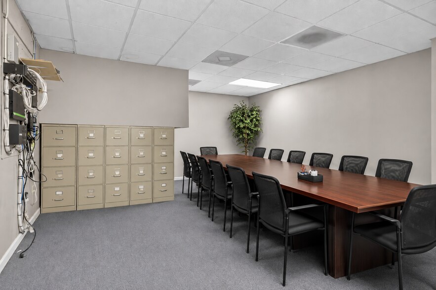 More Photos Of 12276 San Jose Blvd, Jacksonville Medical For Sale