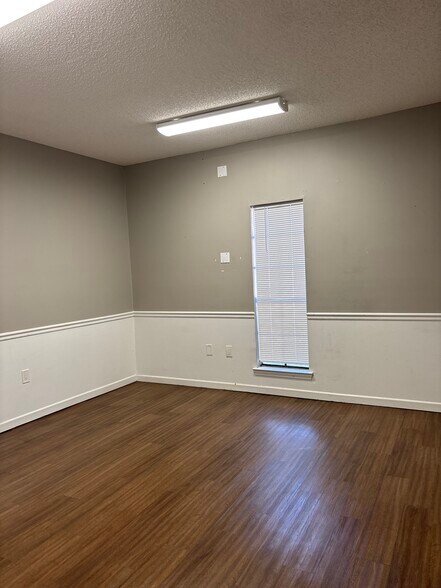 More Photos Of 5627 Superior Dr, Baton Rouge Office For Sale
