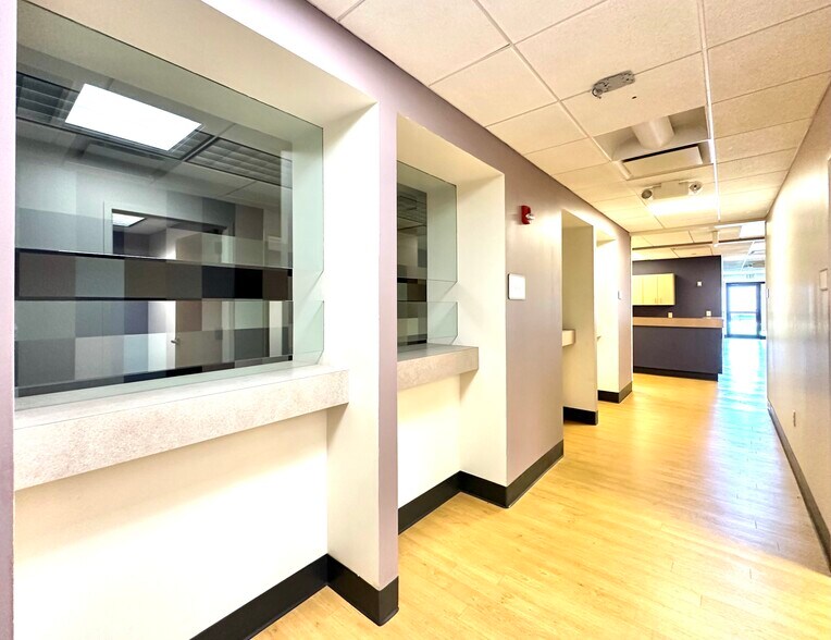 More Photos Of 2022 Kelle Dr, Chesterton Medical For Sale