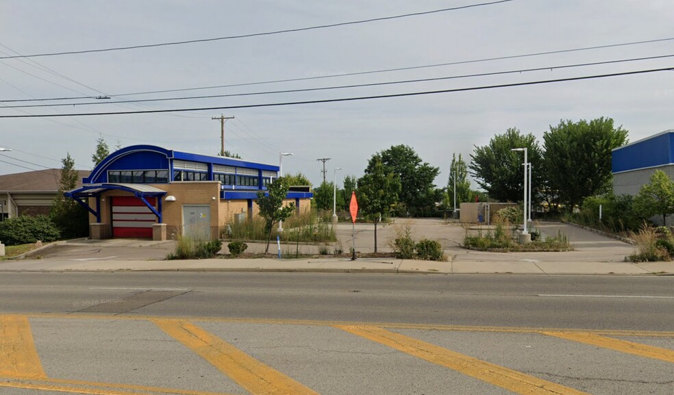 Primary Photo Of 1335 E Dorothy Ln, Dayton Carwash For Sale