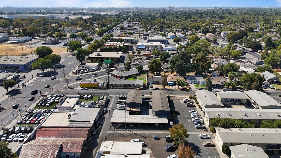 More Photos Of 116 Covena Ave, Modesto Apartments For Sale