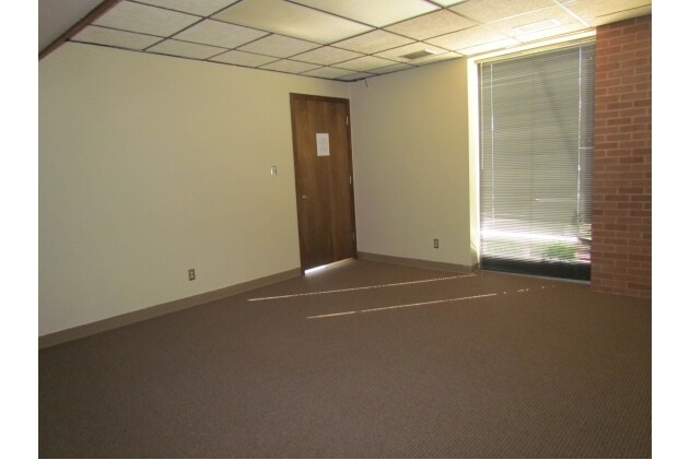 More Photos Of 2202 NW Ferris Ave, Lawton Medical For Sale