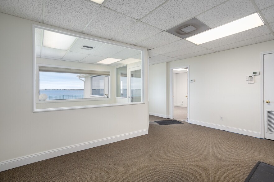 More Photos Of 1331 S Harbor City Blvd, Melbourne Office Residential For Sale
