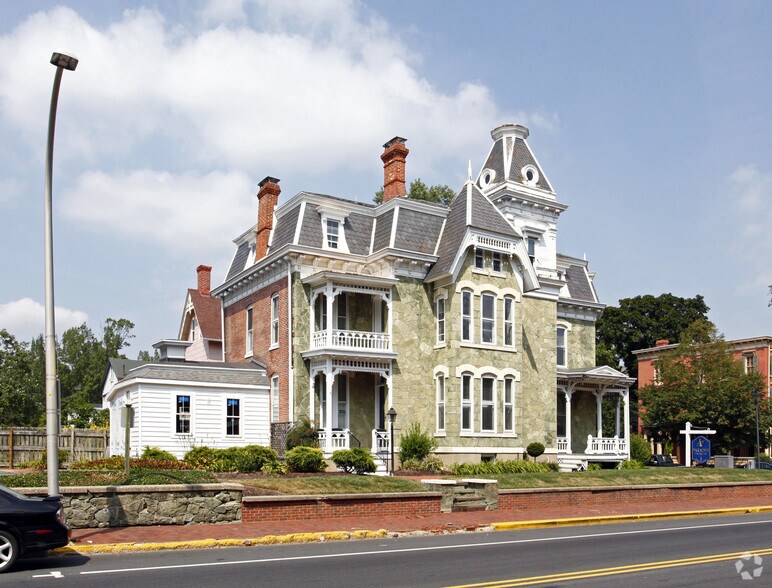 More Photos Of 2 N State St, Dover Office For Sale