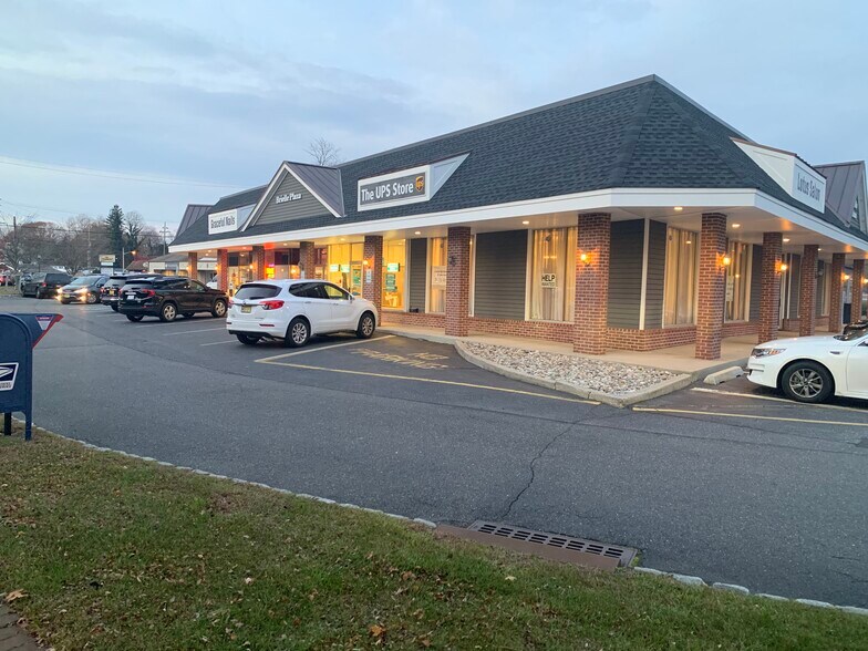 More Photos Of 713 Riverview Dr, Brielle Freestanding For Lease