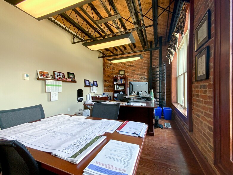 More Photos Of 1005 Broad St, Augusta Office Residential For Sale