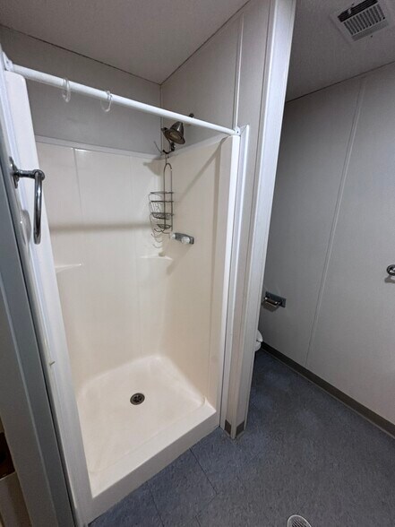 More Photos Of 19300 Valdosta Hwy, Valdosta Distribution For Lease