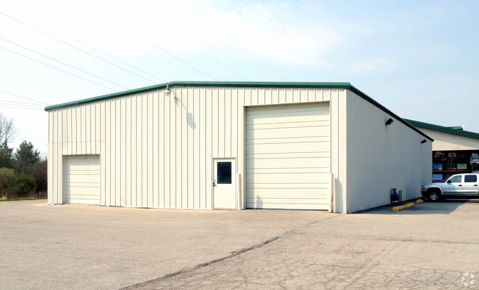 More Photos Of , Muskego Unknown For Sale