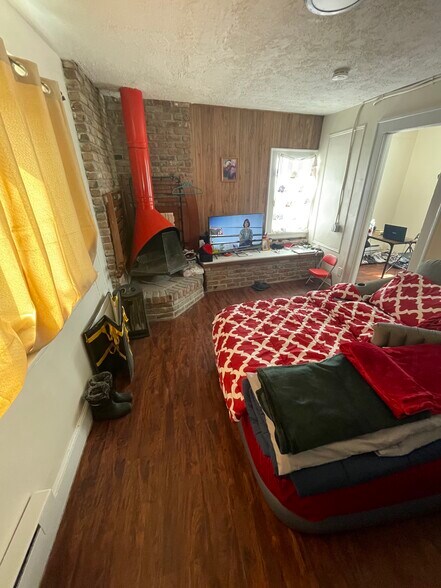 More Photos Of 336 Myrtle Ave, Irvington Storefront Retail Residential For Sale