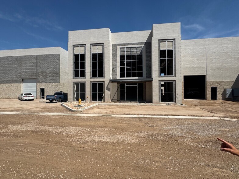 More Photos Of 10710-10890 South Rainbow Blvd, Las Vegas Unknown For Lease