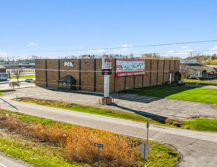 More Photos Of ,  General Retail For Sale