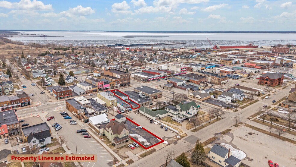 More Photos Of 1211 Ludington St, Escanaba Office For Sale