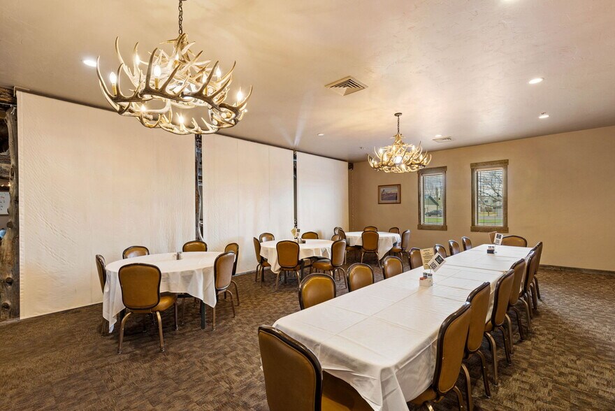 More Photos Of 5100-N Star Blvd, Great Falls Storefront Retail Office For Sale