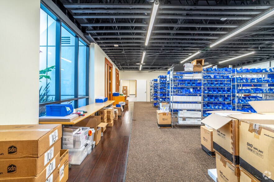 More Photos Of 2729 Bristol St, Costa Mesa Medical For Sale