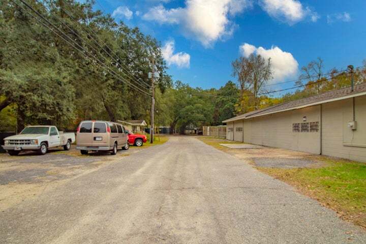 More Photos Of 5639 Pullman Ave, North Charleston Warehouse For Sale