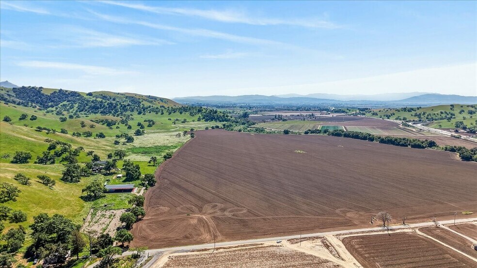 More Photos Of 0 Walnut Ave, Hollister Land For Sale