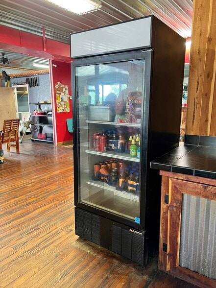 More Photos Of 5661 County Road 114, Brundidge General Retail For Sale