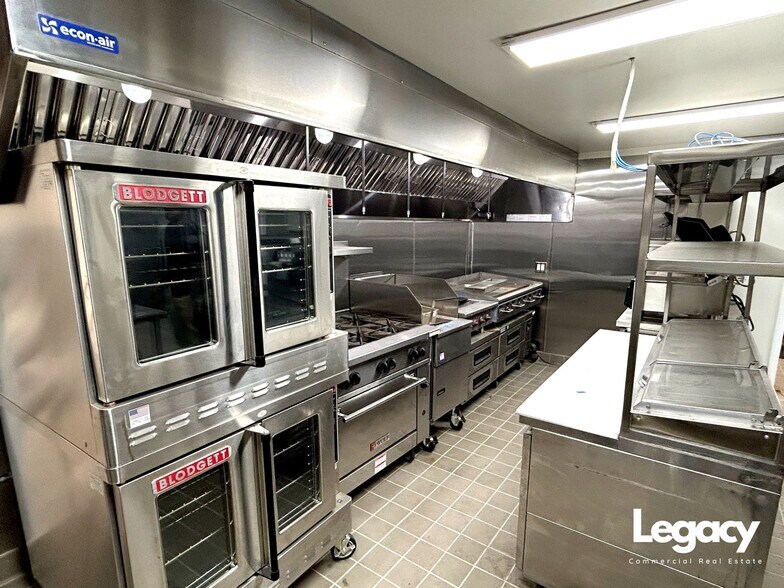 More Photos Of 4843 W Century Blvd, Inglewood Restaurant For Lease