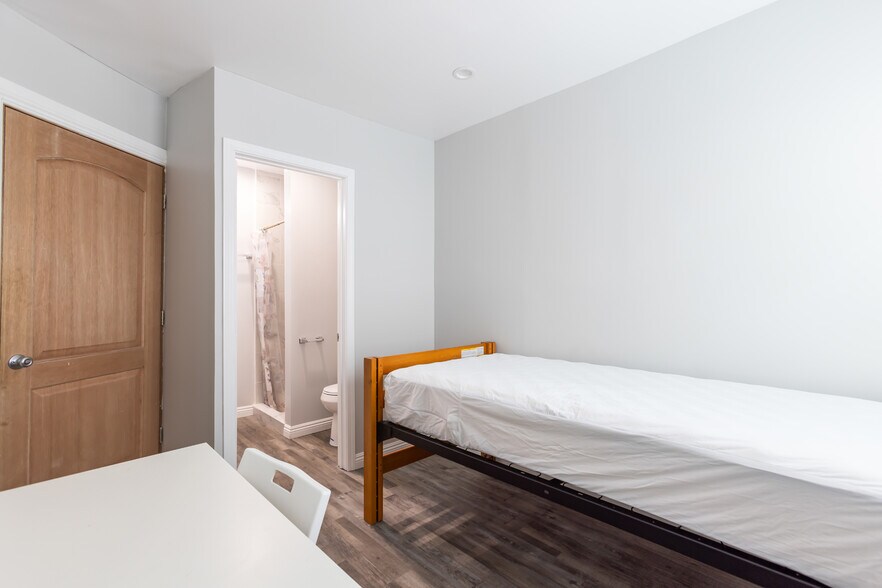 More Photos Of 406 S St Andrews Pl, Los Angeles Apartments For Sale