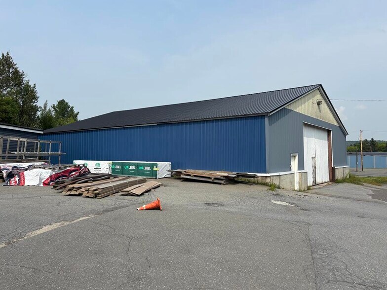 More Photos Of 43 State St, Presque Isle General Retail For Sale