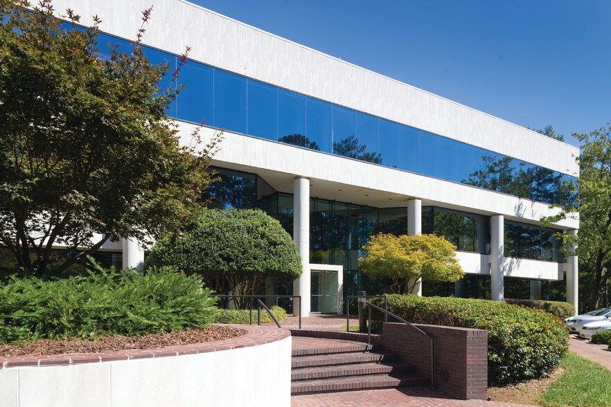 Primary Photo Of 5871 Glenridge Dr NE, Atlanta Office For Lease