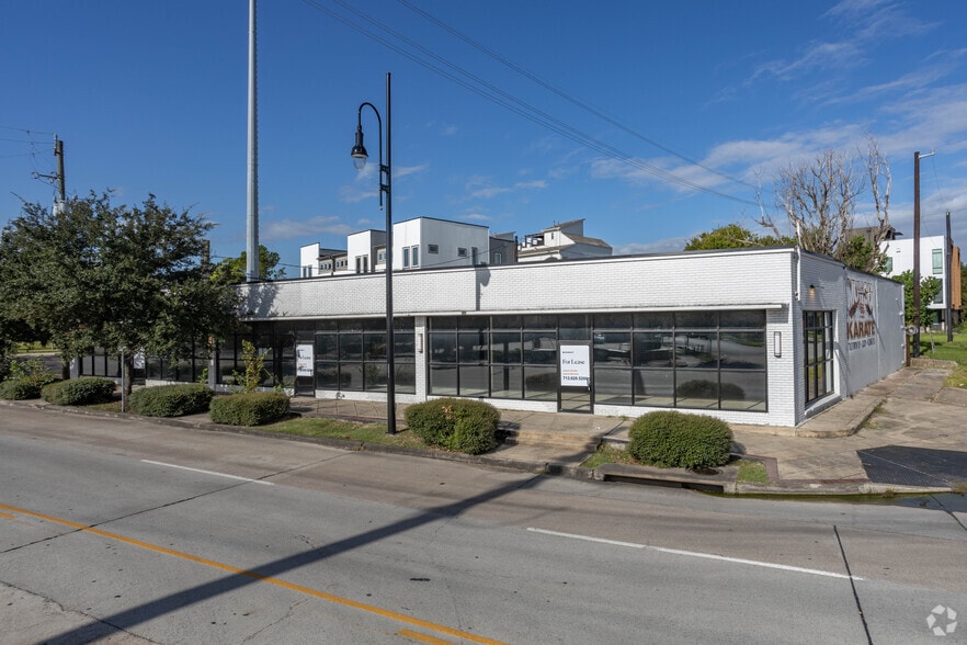Primary Photo Of 4608 Almeda Rd, Houston Freestanding For Lease