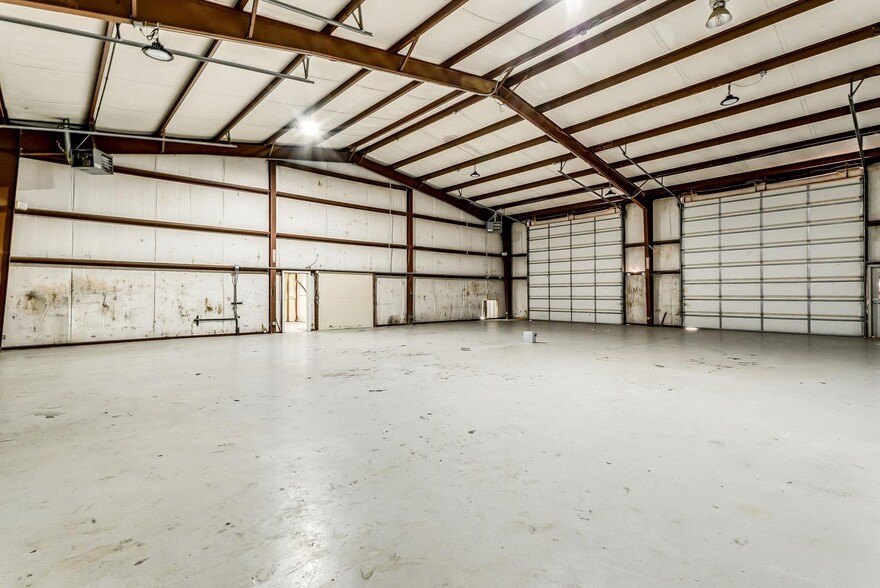 More Photos Of 2217 Old Dennis Rd, Weatherford Service For Sale