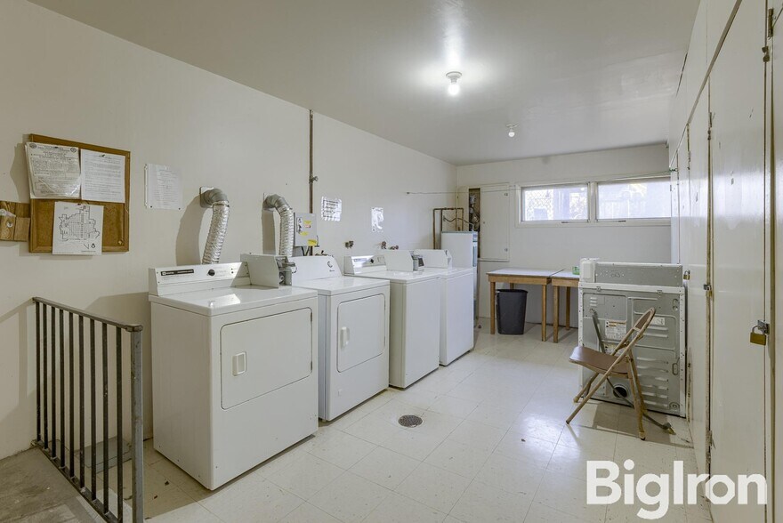 More Photos Of 525 I St, Fairbury Apartments For Sale