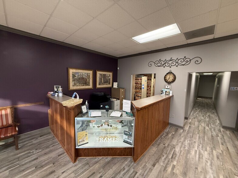 More Photos Of 1955 Opelika Rd, Auburn Storefront For Sale