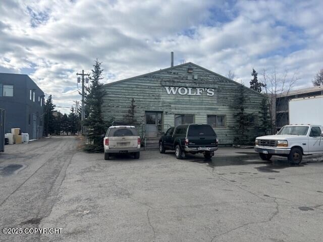 More Photos Of 2404 Barrow St, Anchorage Flex For Sale