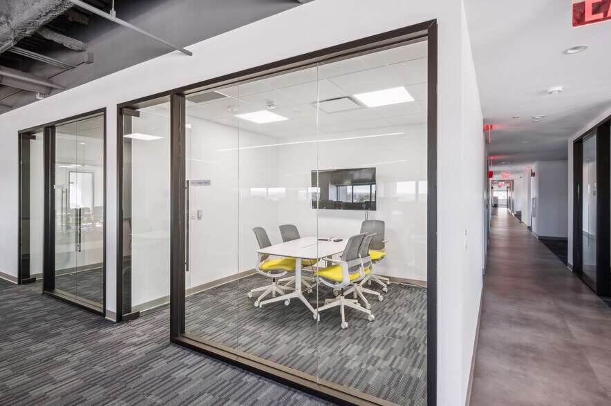 More Photos Of 101 E River Dr, East Hartford Office For Lease