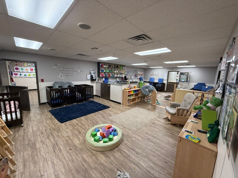 More Photos Of 5211 13th St, Lubbock Daycare Center For Sale