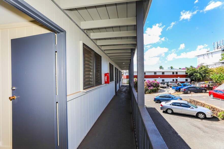 More Photos Of 94-246 Aniani Pl, Waipahu Apartments For Sale