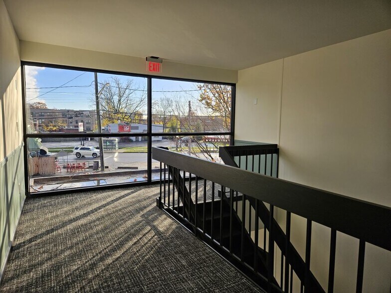 More Photos Of 1250 Chambers Rd, Columbus Office For Lease