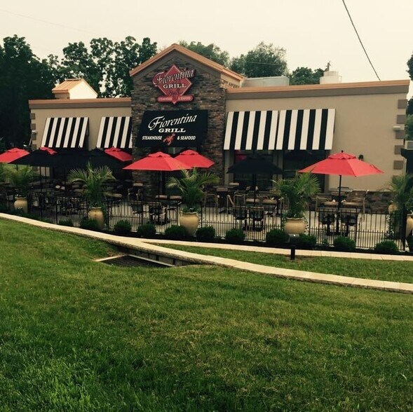 More Photos Of 1106 Trexlertown Rd, Breinigsville Restaurant For Sale
