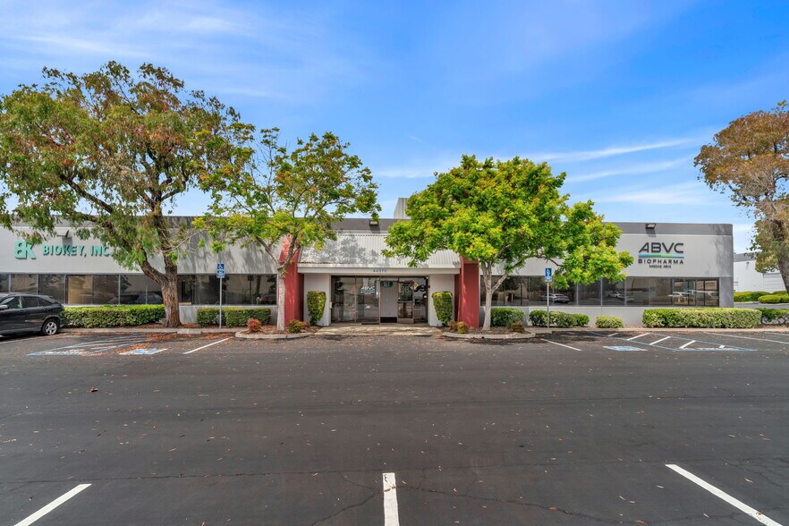 Primary Photo Of 44368-44370 Old Warm Springs Blvd, Fremont Warehouse For Lease