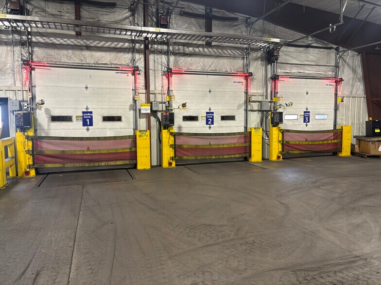 More Photos Of 1760 Liberty St, Ironwood Manufacturing For Sale